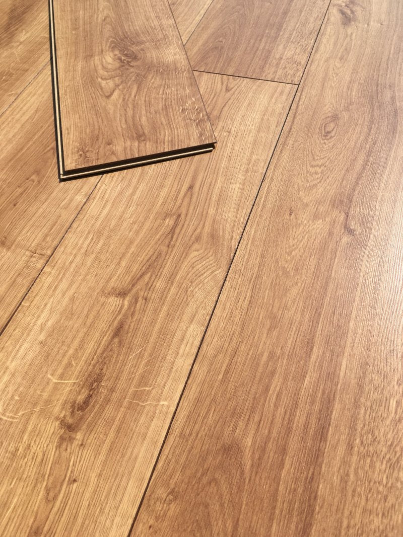 Laminátová podlaha Swiss Krono Modern Strong V - Dub Flavo 2049